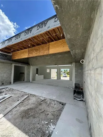 3105 Nw 17th Ln, Cape Coral, Florida 33993