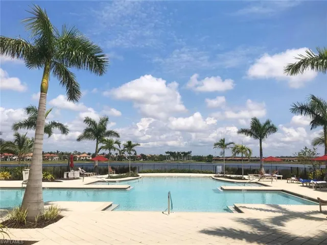 1435 Santiago Cir Sw 2003, Naples, Florida 34113