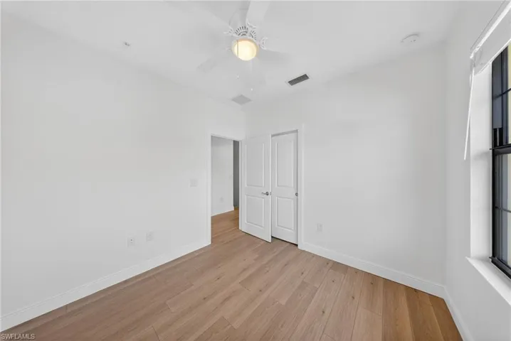 1435 Santiago Cir Sw 2003, Naples, Florida 34113