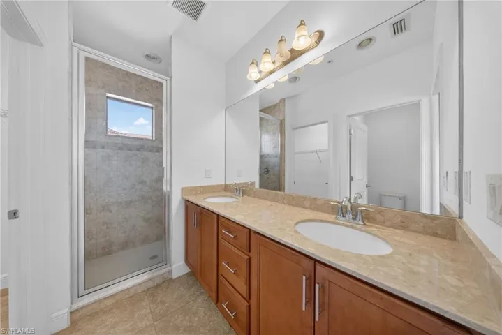 1435 Santiago Cir Sw 2003, Naples, Florida 34113