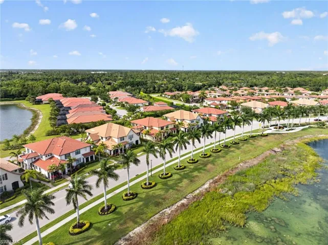1435 Santiago Cir Sw 2003, Naples, Florida 34113