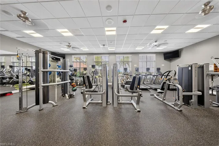 1435 Santiago Cir Sw 2003, Naples, Florida 34113