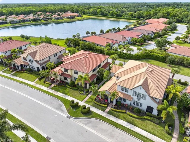 1435 Santiago Cir Sw 2003, Naples, Florida 34113