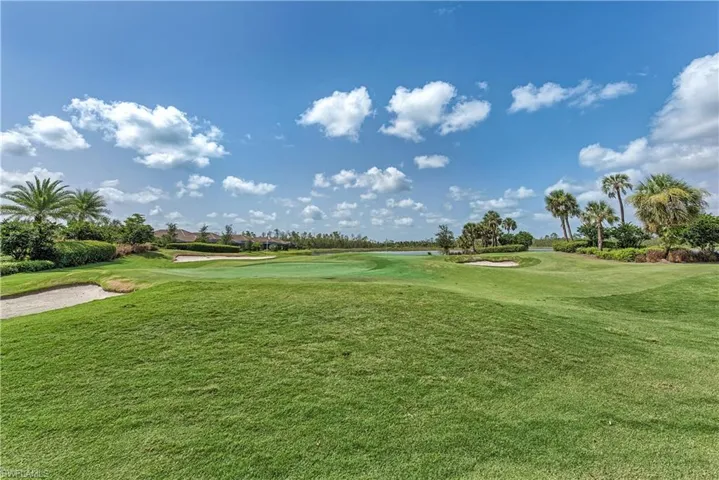 Surrounding community with a yard