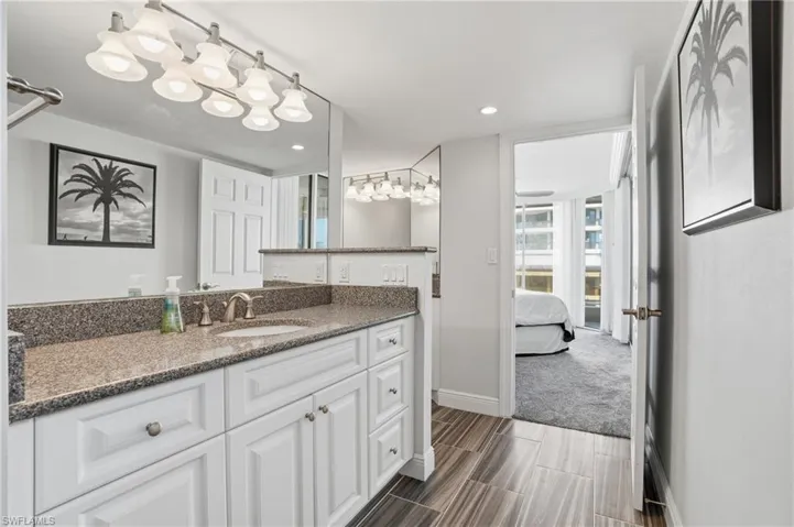 separate dual sinks