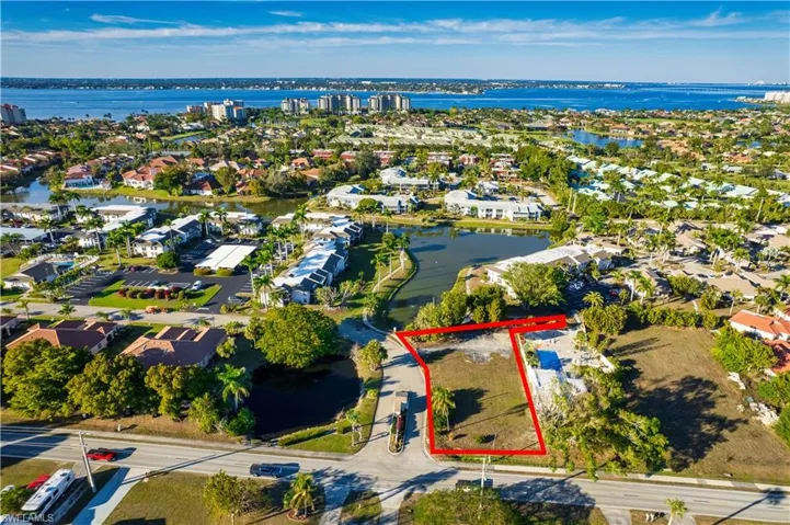 11780  Iona  RD, Fort Myers, FL 33908