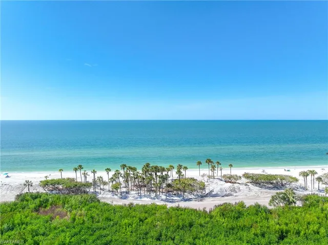 50  Seagate  DR, Naples, FL 34103