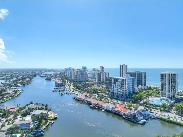 Bird's eye view with a water view