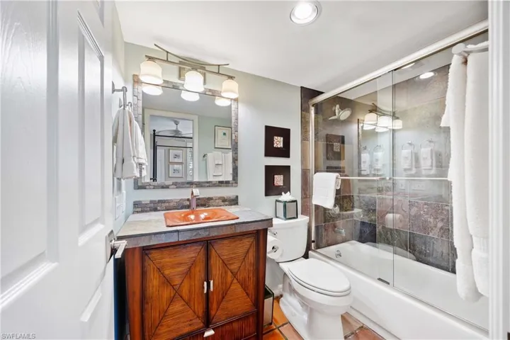 50  Seagate  DR, Naples, FL 34103