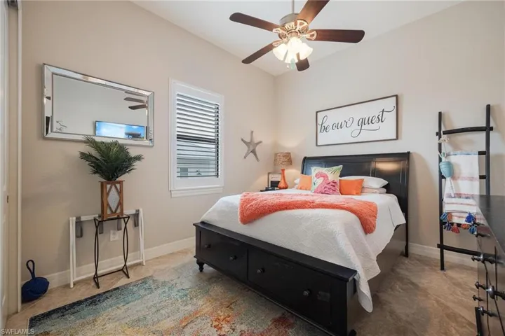 425 NW 38th AVE, CAPE CORAL FL 33993