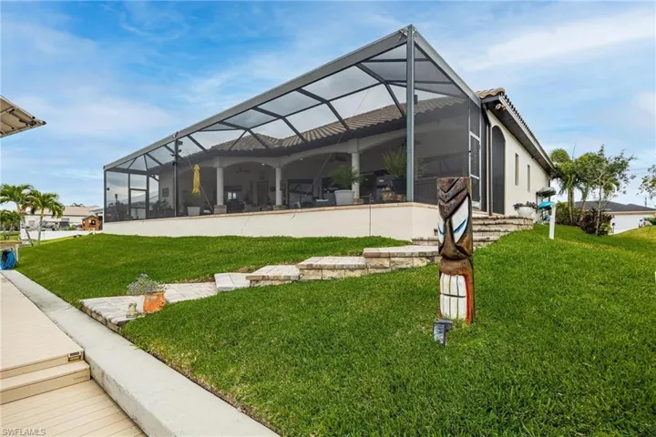 425 NW 38th AVE, CAPE CORAL FL 33993