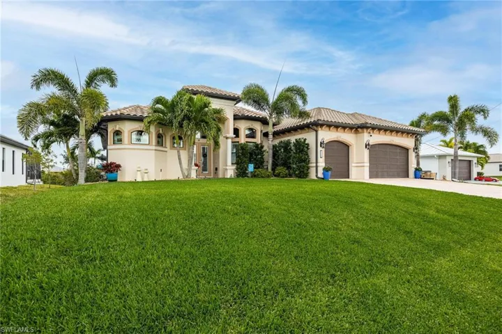 425 NW 38th AVE, CAPE CORAL FL 33993