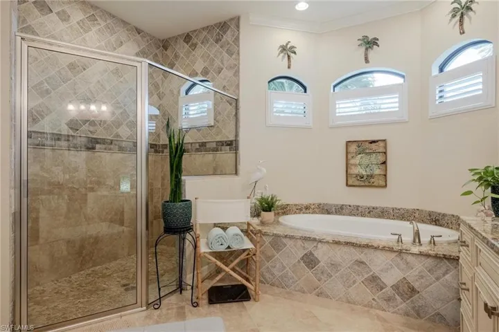 425 NW 38th AVE, CAPE CORAL FL 33993
