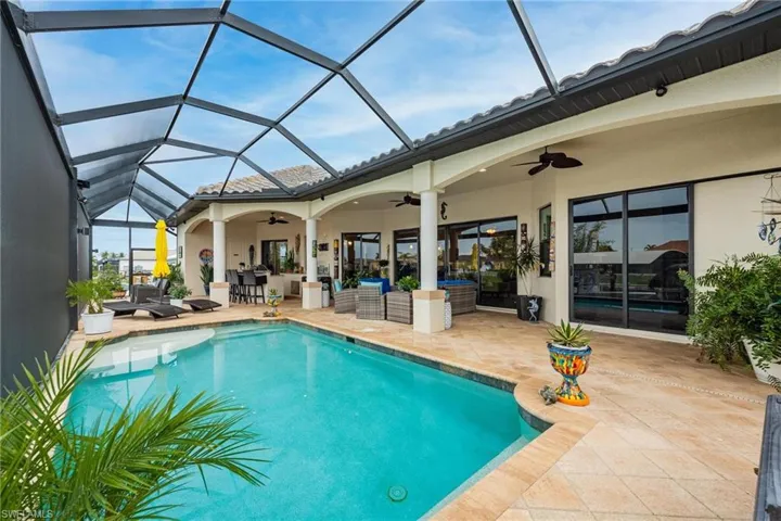 425 NW 38th AVE, CAPE CORAL FL 33993