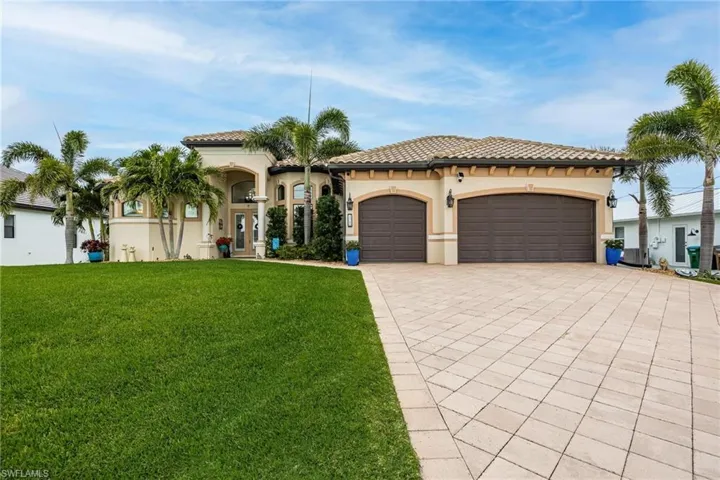 425 NW 38th AVE, CAPE CORAL FL 33993