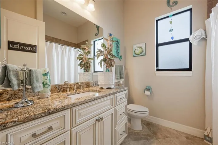 425 NW 38th AVE, CAPE CORAL FL 33993