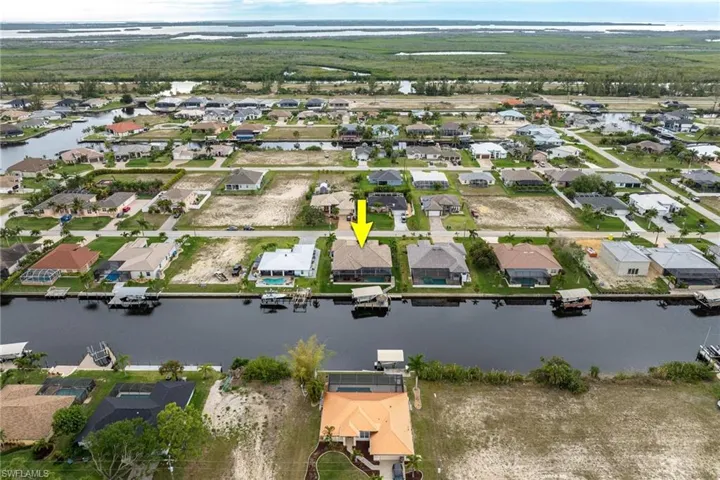 425 NW 38th AVE, CAPE CORAL FL 33993