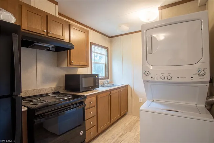 7905 Bogart Dr, North Fort Myers, Florida 33917