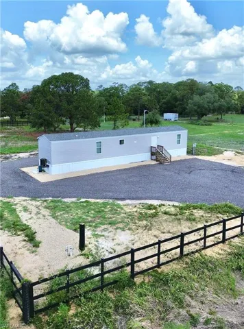 170 S Jinete St, Clewiston, Florida 33440
