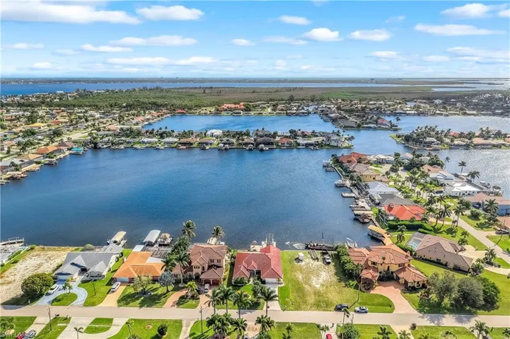 514 Sw 52nd St, Cape Coral, Florida 33914