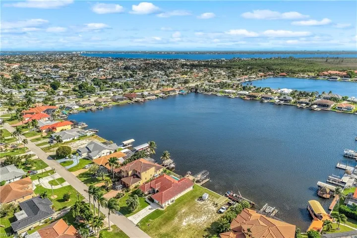 514 Sw 52nd St, Cape Coral, Florida 33914