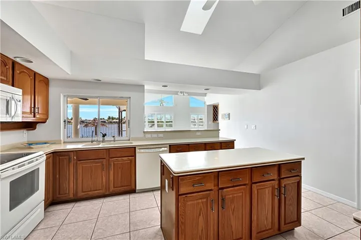 514 Sw 52nd St, Cape Coral, Florida 33914