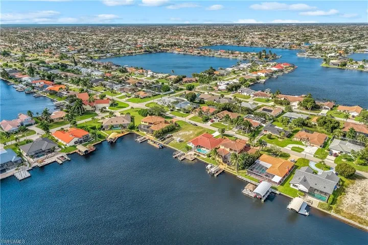 514 Sw 52nd St, Cape Coral, Florida 33914