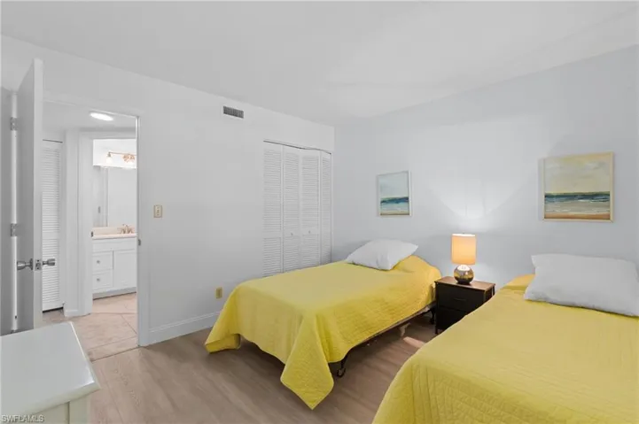 354  Charlemagne  BLVD, Naples, FL 34112