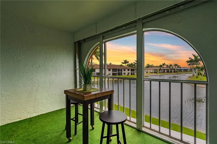 354  Charlemagne  BLVD, Naples, FL 34112