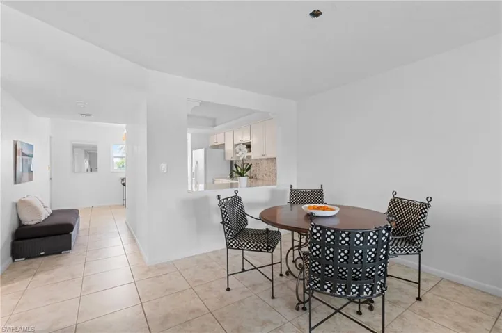 354  Charlemagne  BLVD, Naples, FL 34112