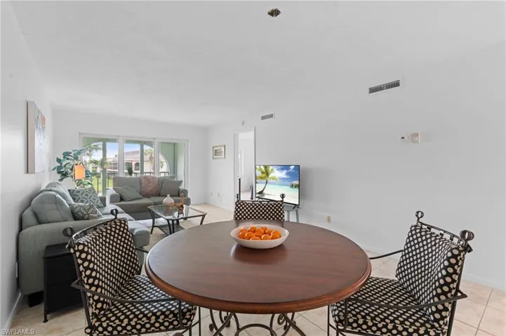 354  Charlemagne  BLVD, Naples, FL 34112
