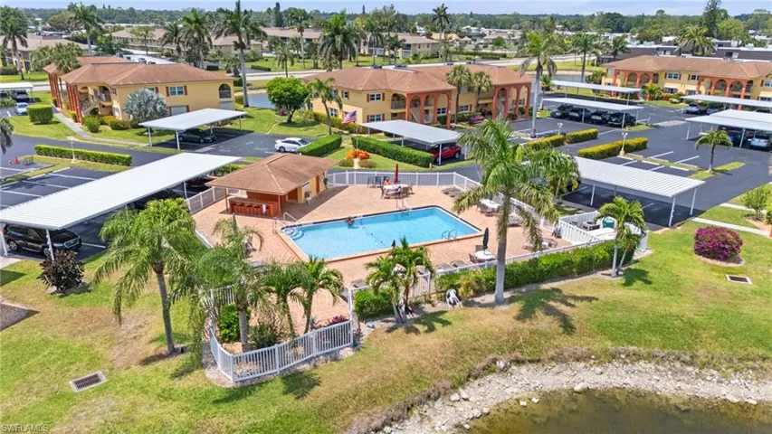354  Charlemagne  BLVD, Naples, FL 34112