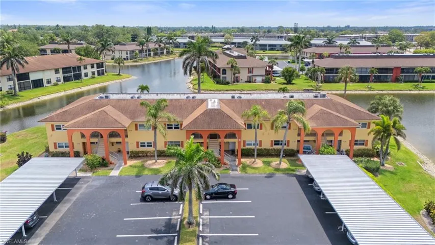 354  Charlemagne  BLVD, Naples, FL 34112