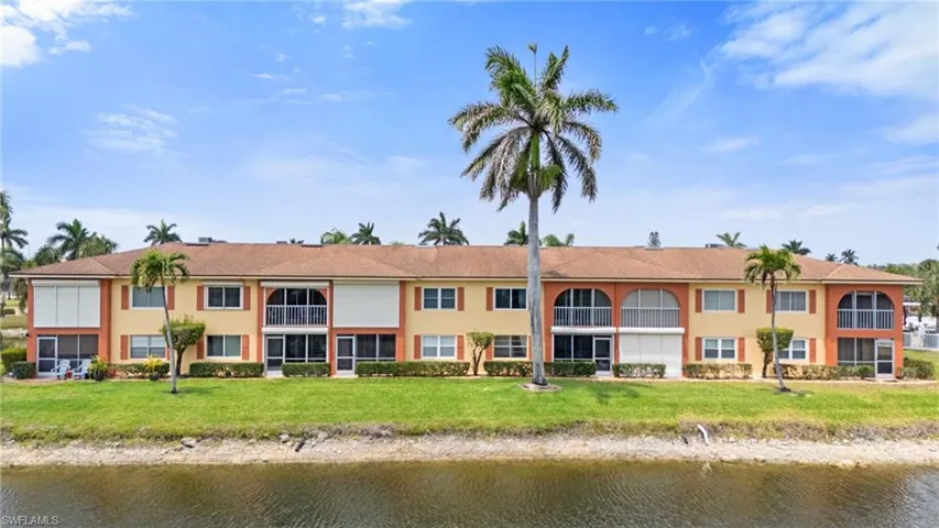 354  Charlemagne  BLVD, Naples, FL 34112