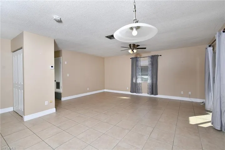 Living/Dining Room Area