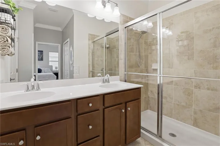 2722 Citrus St, Naples, Florida 34120