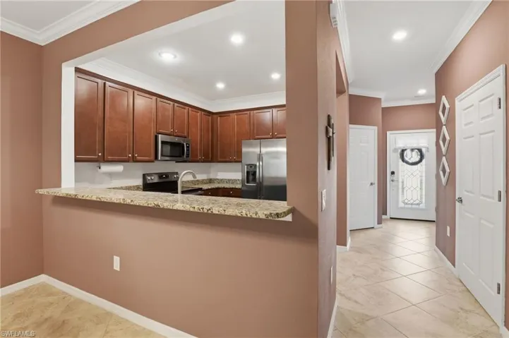 2722 Citrus St, Naples, Florida 34120