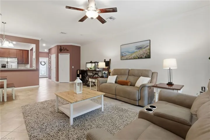 2722 Citrus St, Naples, Florida 34120