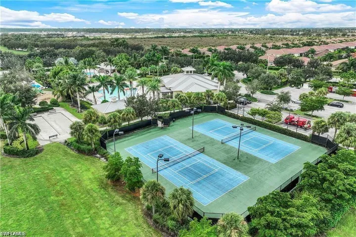 2722 Citrus St, Naples, Florida 34120