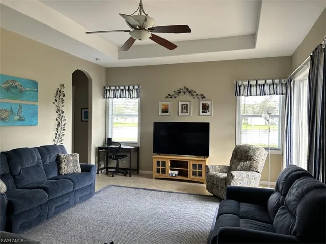 3035 Lake Manatee Ct, Cape Coral Fl 33909