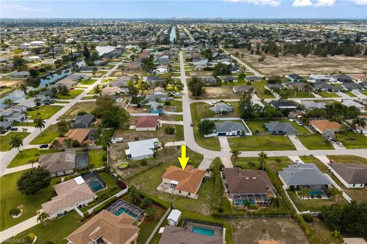 1127 Sw 29th St, Cape Coral, Florida 33914