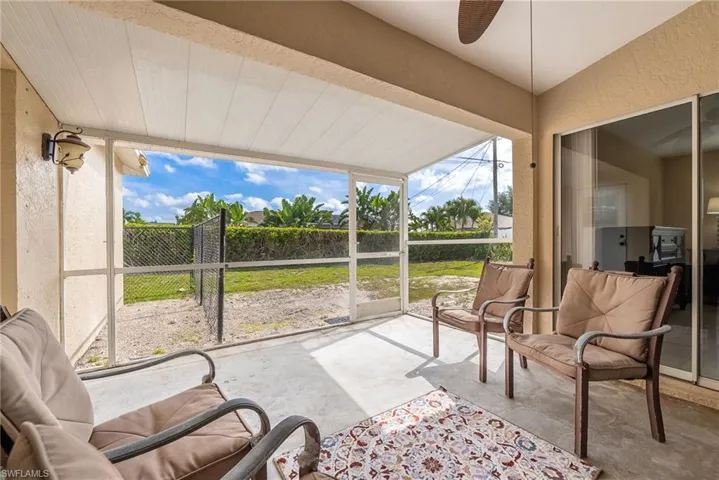 1127 Sw 29th St, Cape Coral, Florida 33914