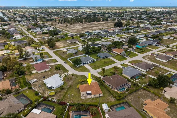 1127 Sw 29th St, Cape Coral, Florida 33914