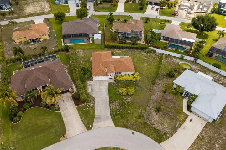 1127 Sw 29th St, Cape Coral, Florida 33914