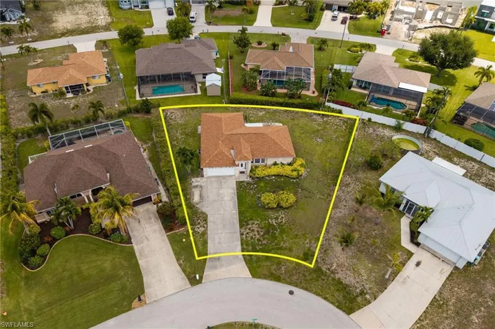 1127 Sw 29th St, Cape Coral, Florida 33914
