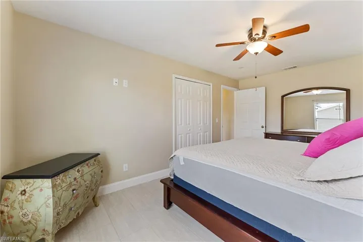 1127 Sw 29th St, Cape Coral, Florida 33914