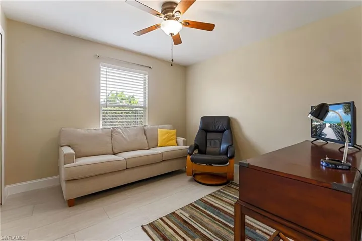 1127 Sw 29th St, Cape Coral, Florida 33914