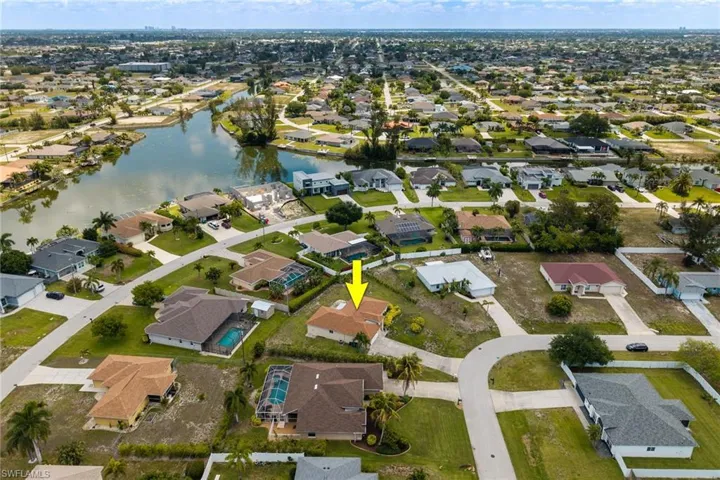 1127 Sw 29th St, Cape Coral, Florida 33914