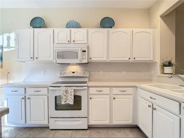 3600  Rue Alec  LOOP, North Fort Myers, FL 33917