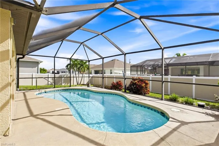 211 Nw 26th Ave, Cape Coral, Florida 33993